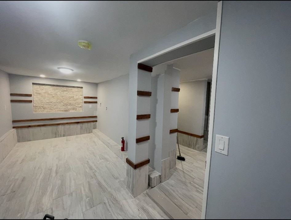 33 Jeanette St #1 - Photo 2 of 16