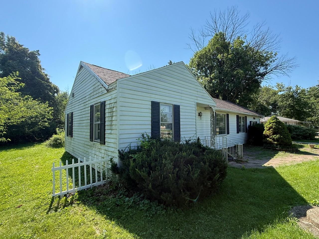 3114 Lakeland Rd - Photo 6 of 16