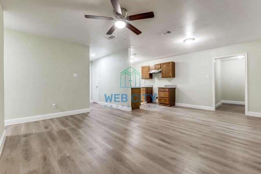 6330 Cinnamon Oaks Dr - Photo 4 of 12