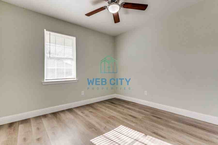 6330 Cinnamon Oaks Dr - Photo 7 of 12