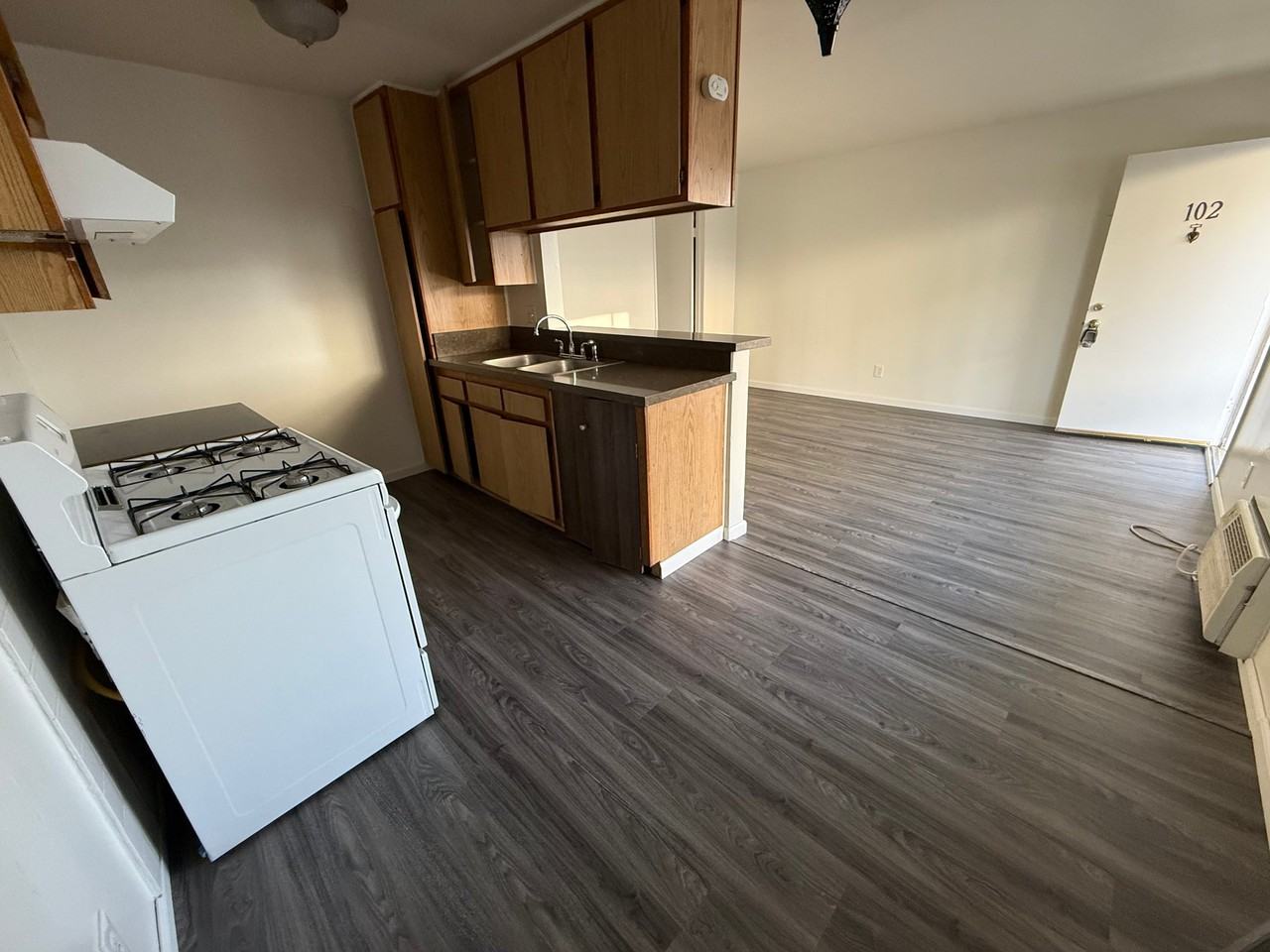 18360 Napa St - Photo 2 of 10