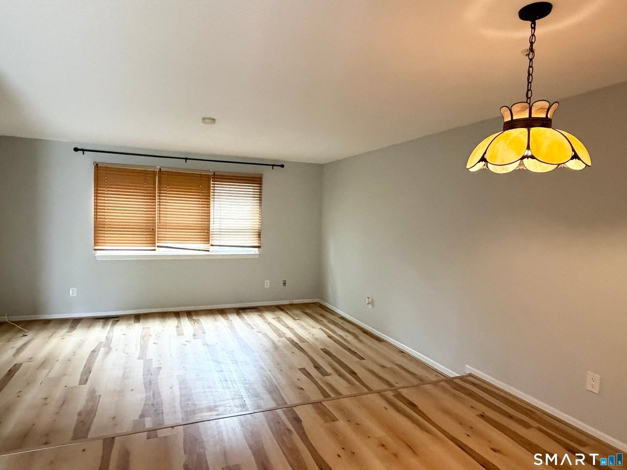 142 E Gate Ln #142 - Photo 5 of 14