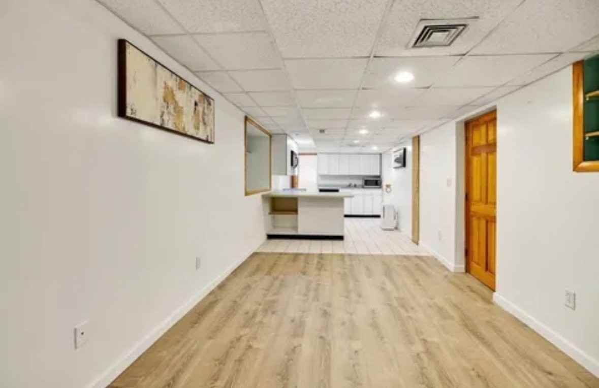 19 Mt Vernon St #B - Photo 2 of 5