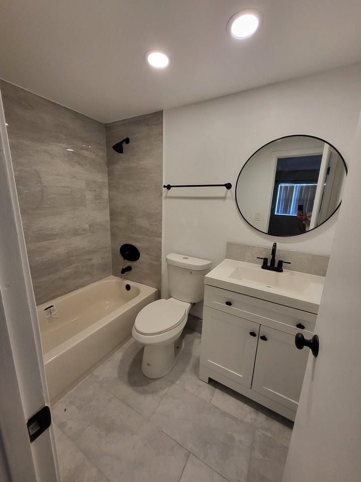 8000 Fairview Dr #207 - Photo 4 of 6