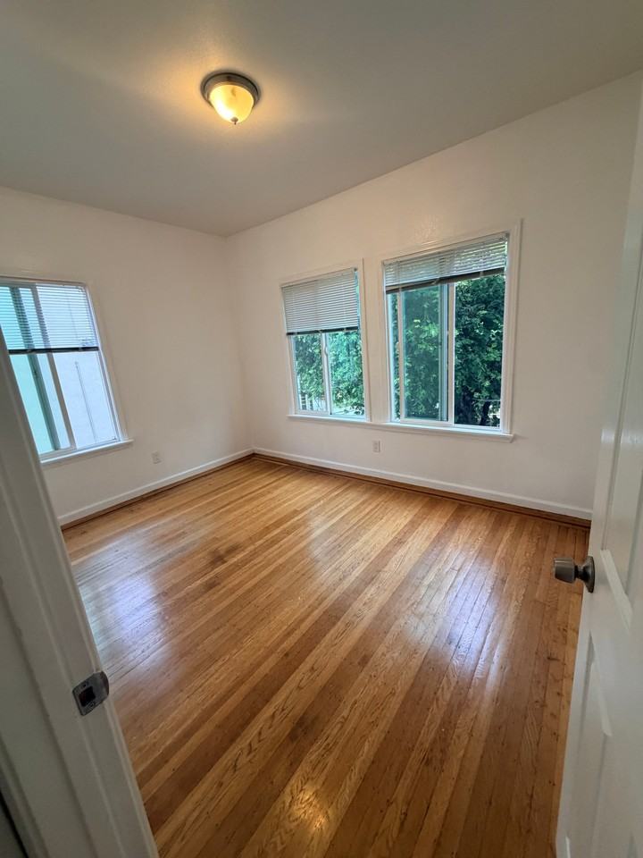 2201 Channing Way #3S - Photo 5 of 10