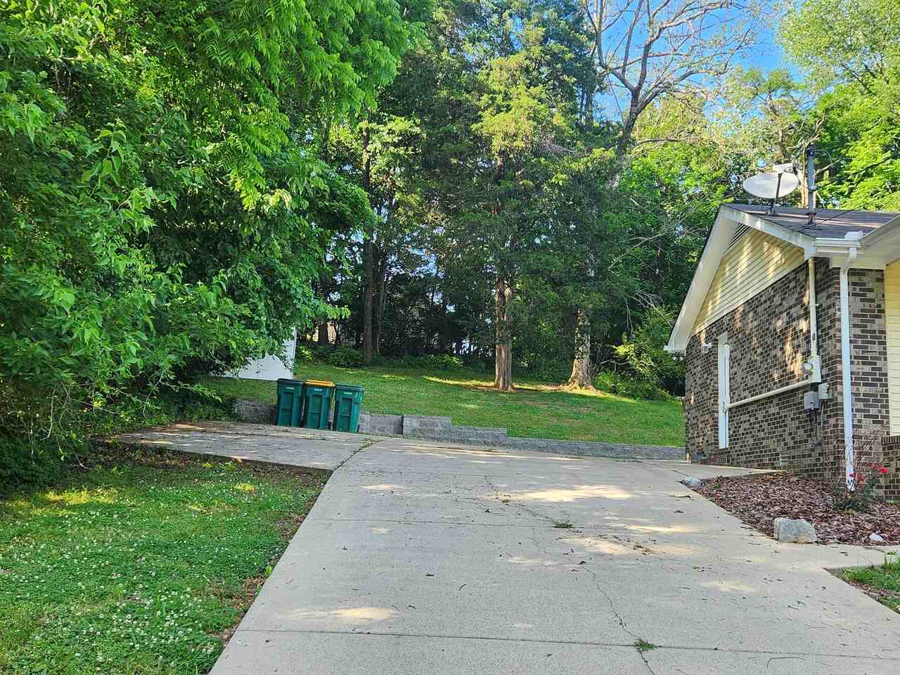 1830 Lowe St - Photo 2 of 18
