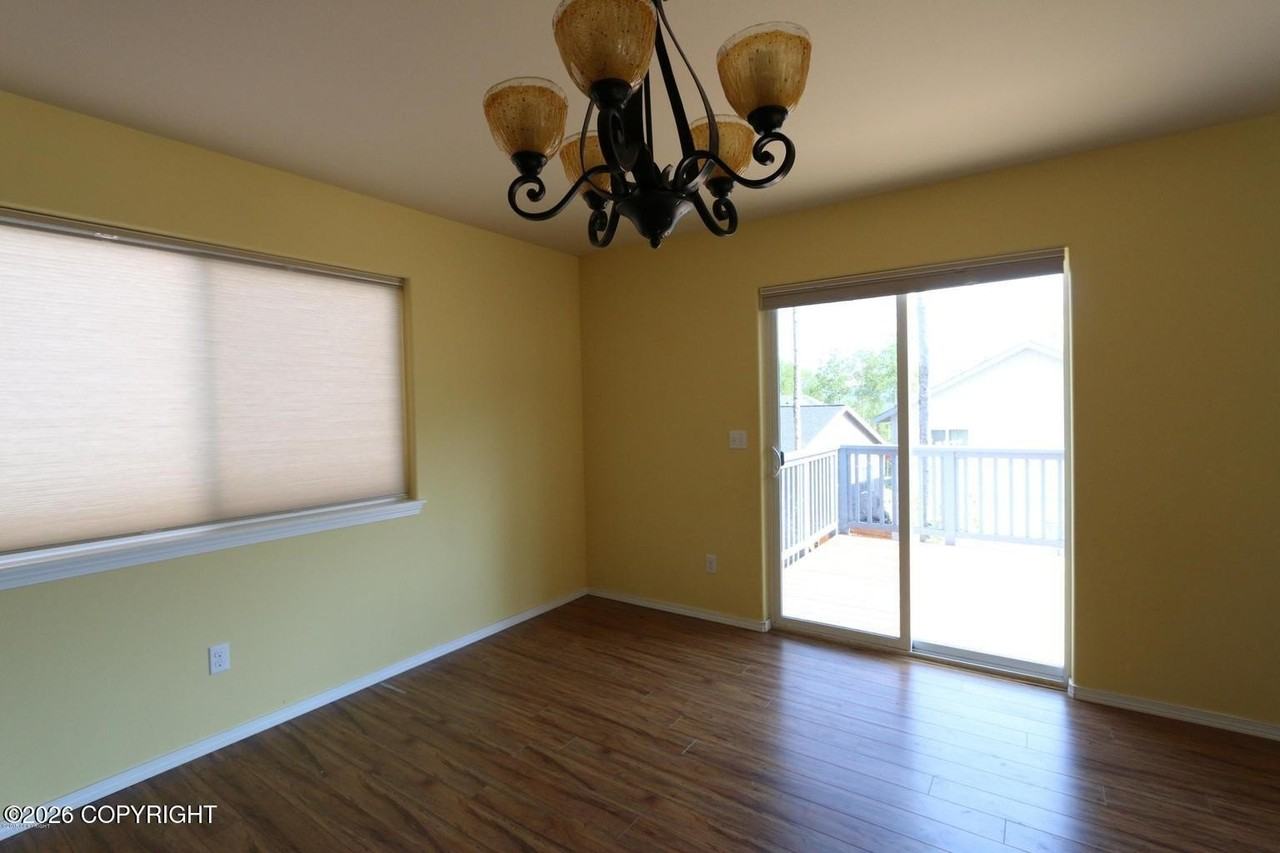20506 Birch Crest Ln - Photo 5 of 26