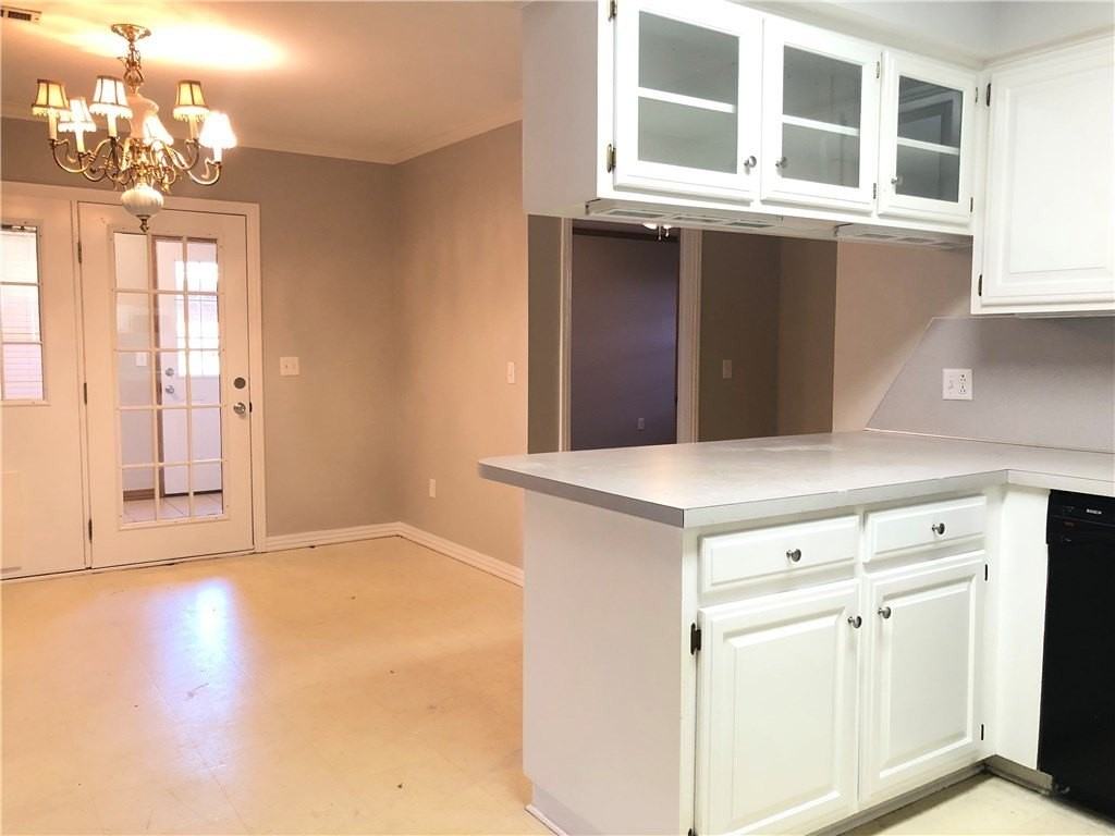 111 Fox Run Pl #B - Photo 2 of 12