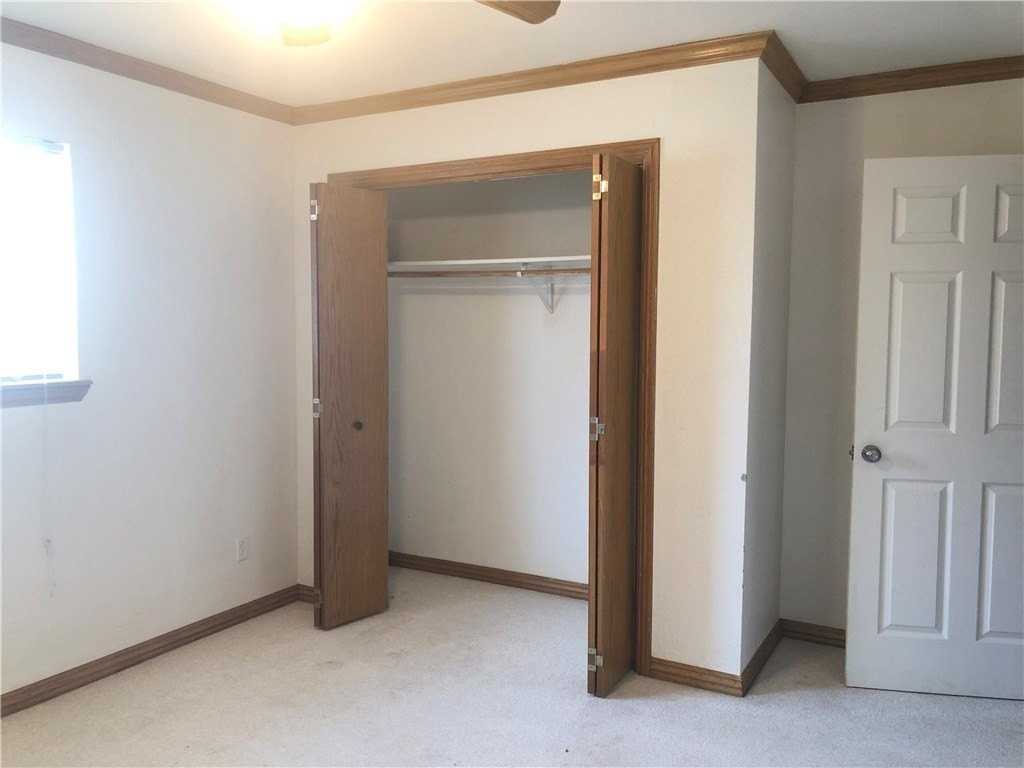 111 Fox Run Pl #B - Photo 7 of 12