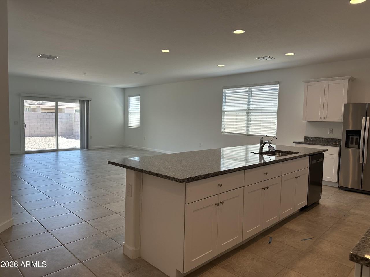 3121 W Shanley Ave - Photo 2 of 13