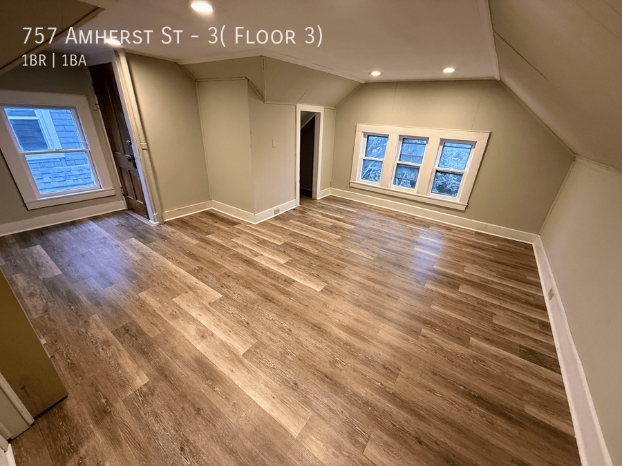 757 Amherst St #3FL3