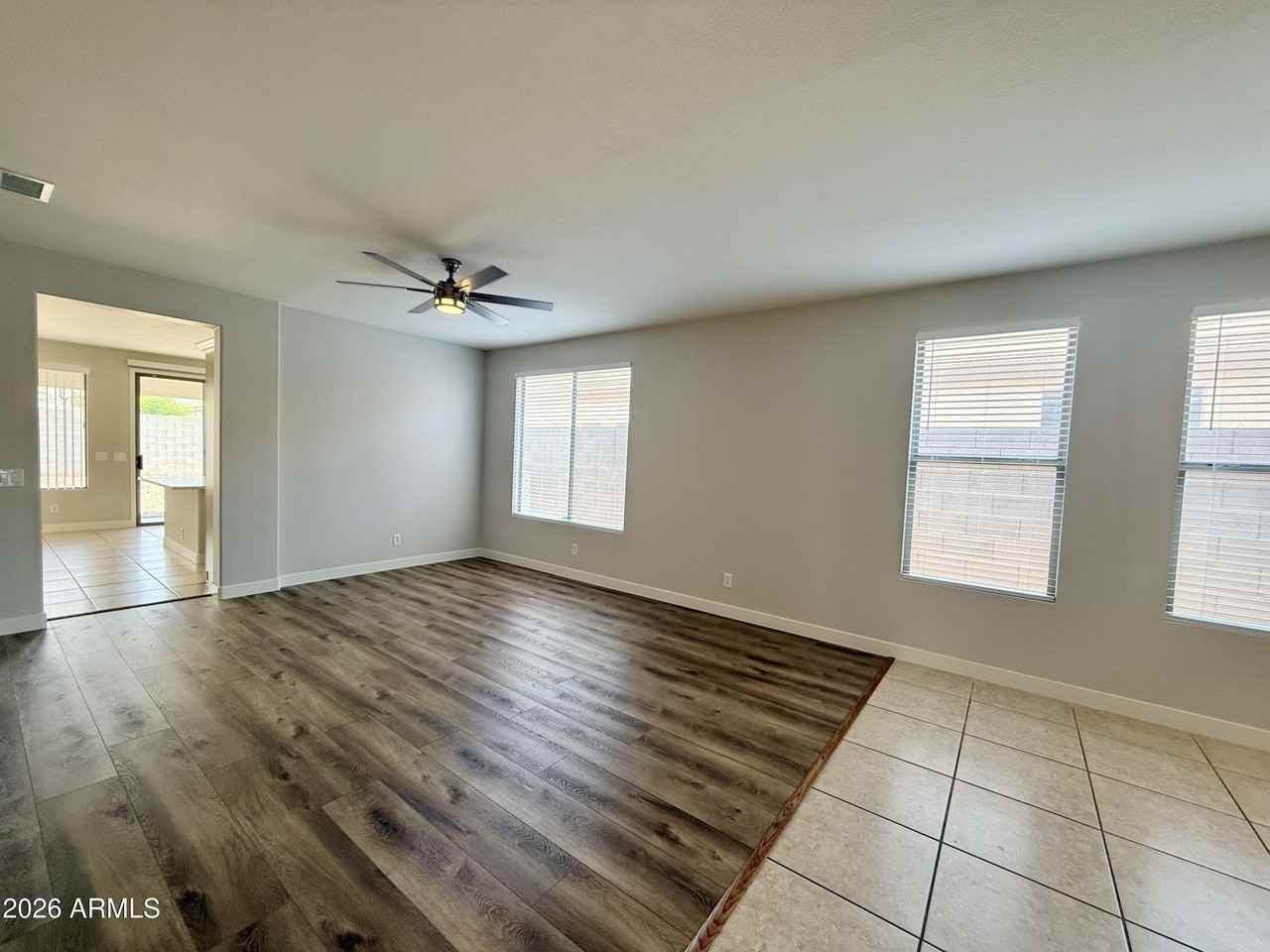 6558 W Townley Ave - Photo 6 of 39