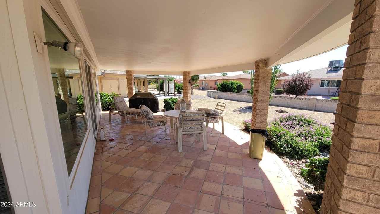 10715 W Tropicana Cir - Photo 6 of 27