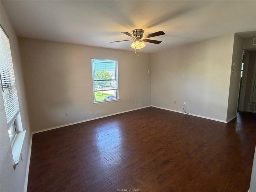 802 Navidad St #D - Photo 2 of 9