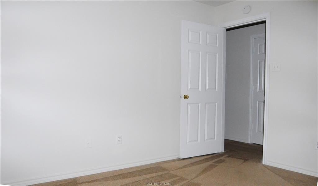 2339 Pronghorn Ln - Photo 5 of 9
