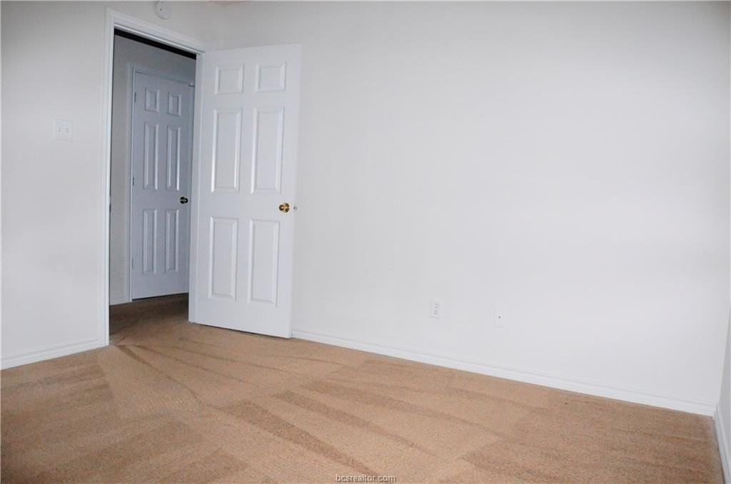 2329 Pronghorn Ln - Photo 6 of 9