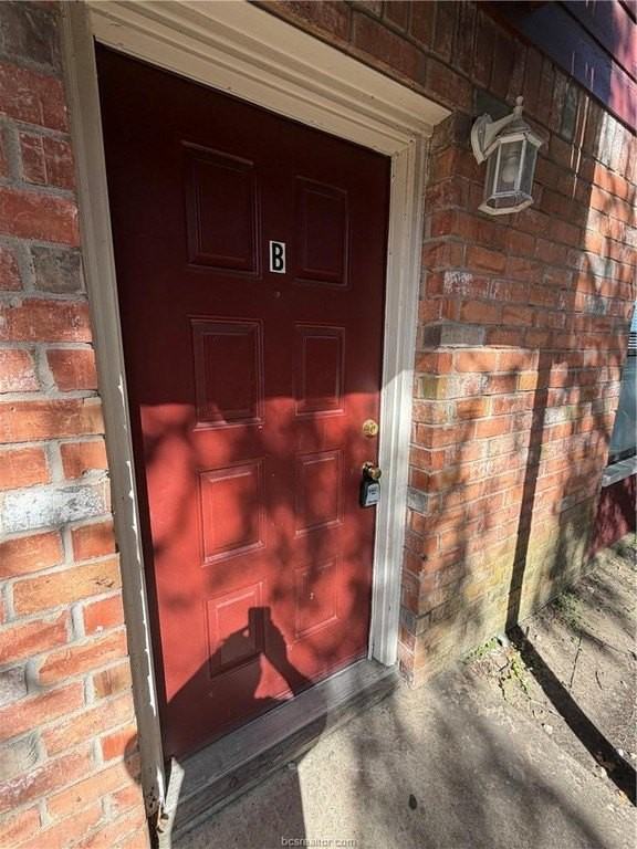 804 Navidad St #B - Photo 2 of 7