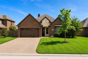 featured image of 2129 Chestnut Oak Cir