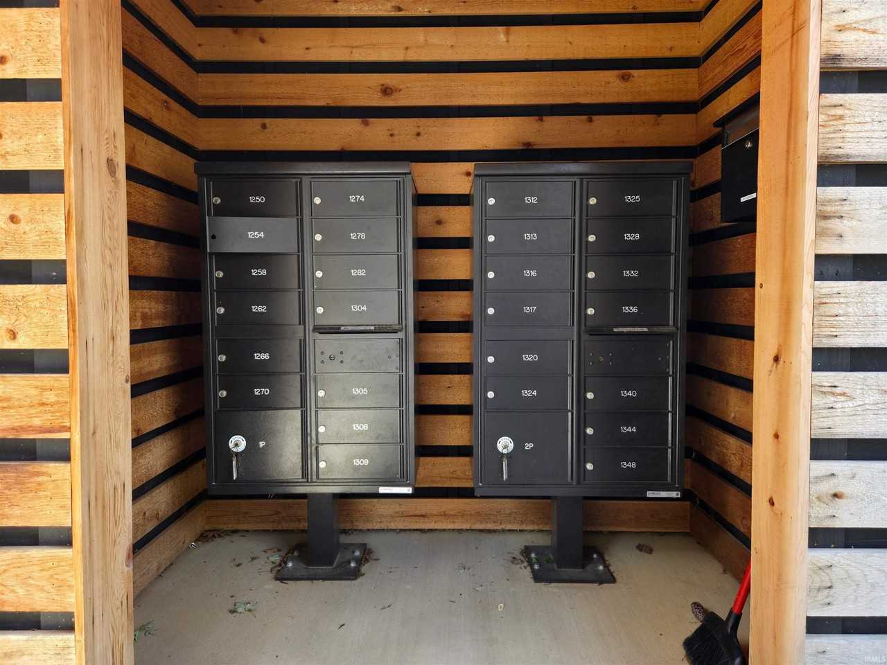 1270 E Short St - Photo 6 of 42