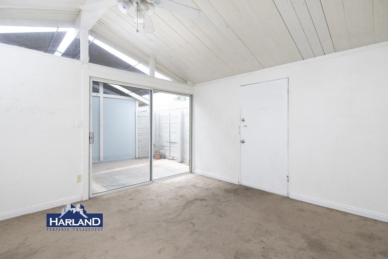6250-6264.5 Stanley Avenue - 6254.5 - Photo 6 of 9
