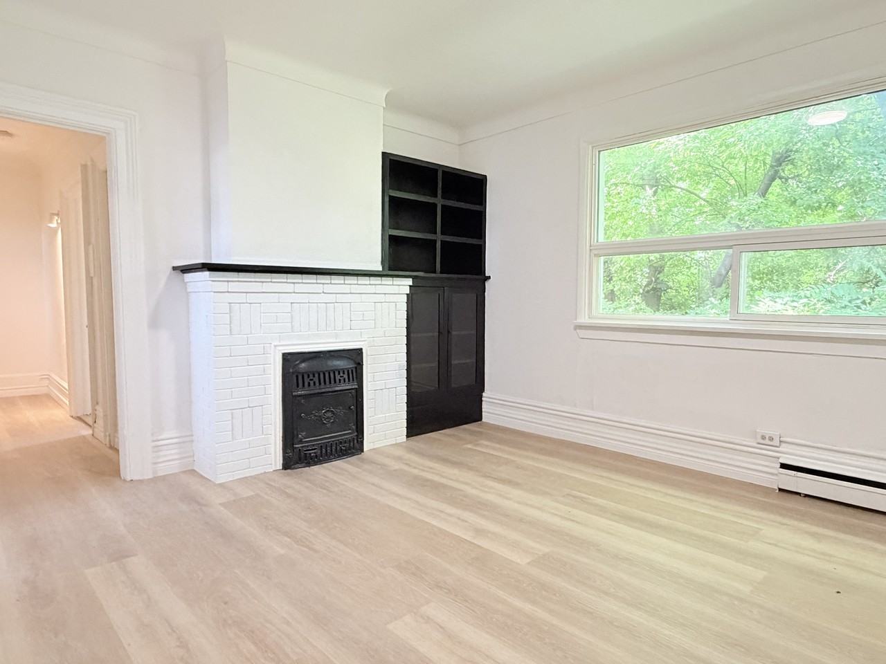 537 Confederation St #7 - Photo 5 of 12