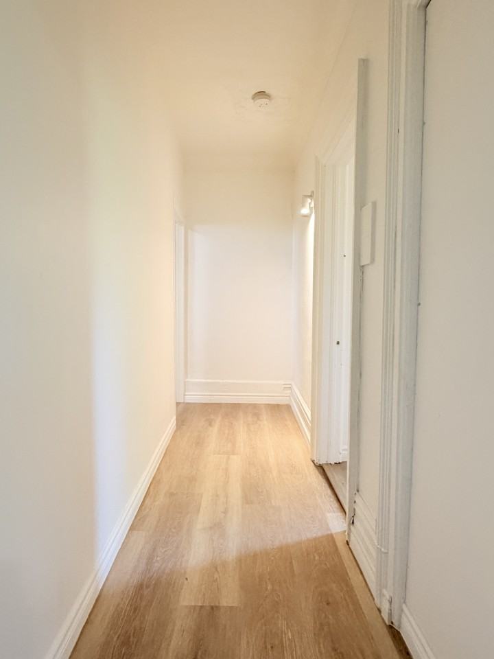 537 Confederation St #7 - Photo 7 of 12
