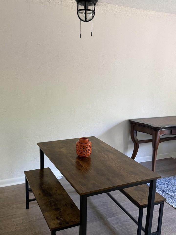 104 Chelsea Dr #49 - Photo 5 of 12