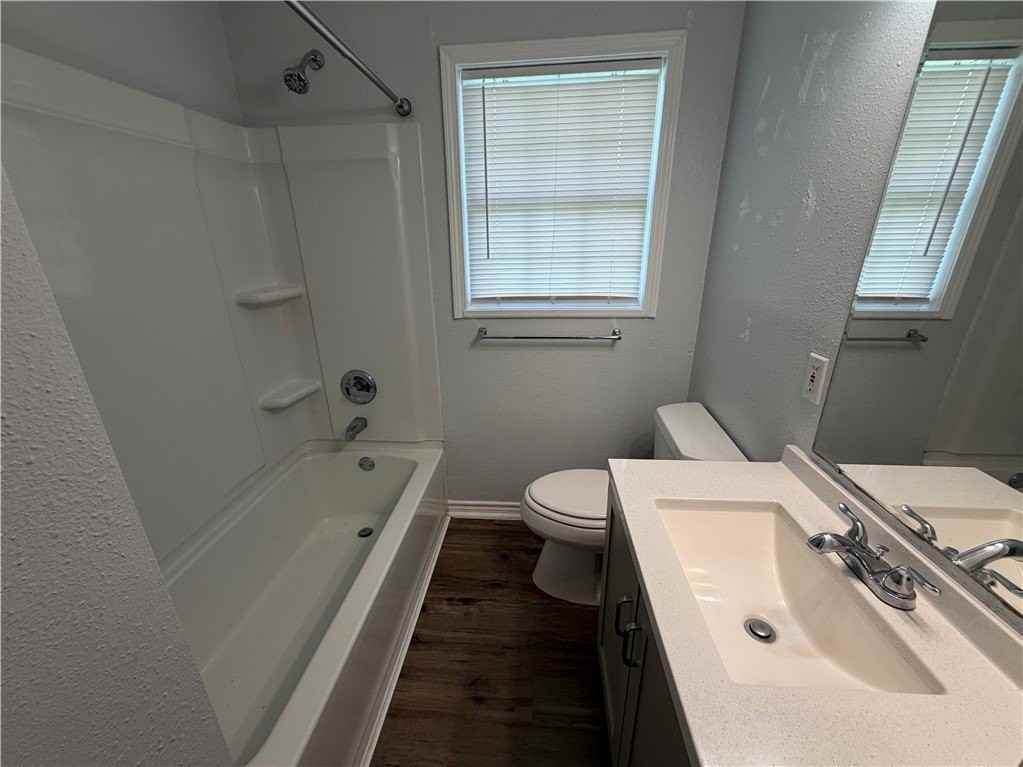 762 Sharon Dr - Photo 5 of 6