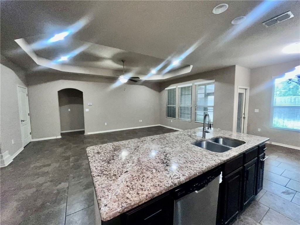 2113 Anacua St - Photo 7 of 21
