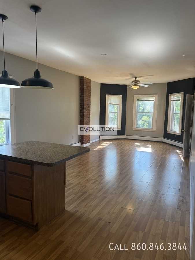 146 Park Ter #6 - Photo 3 of 10