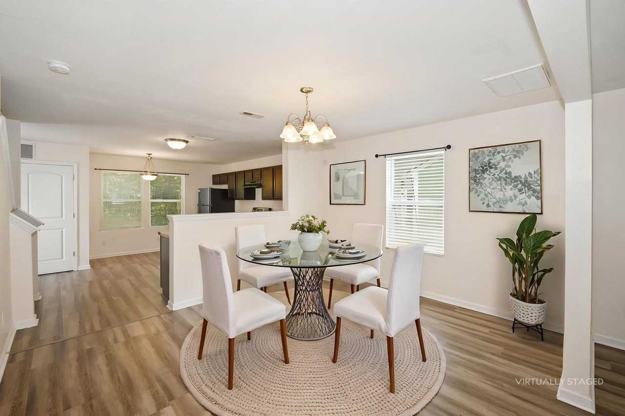 1025 Rook Rd - Photo 4 of 19