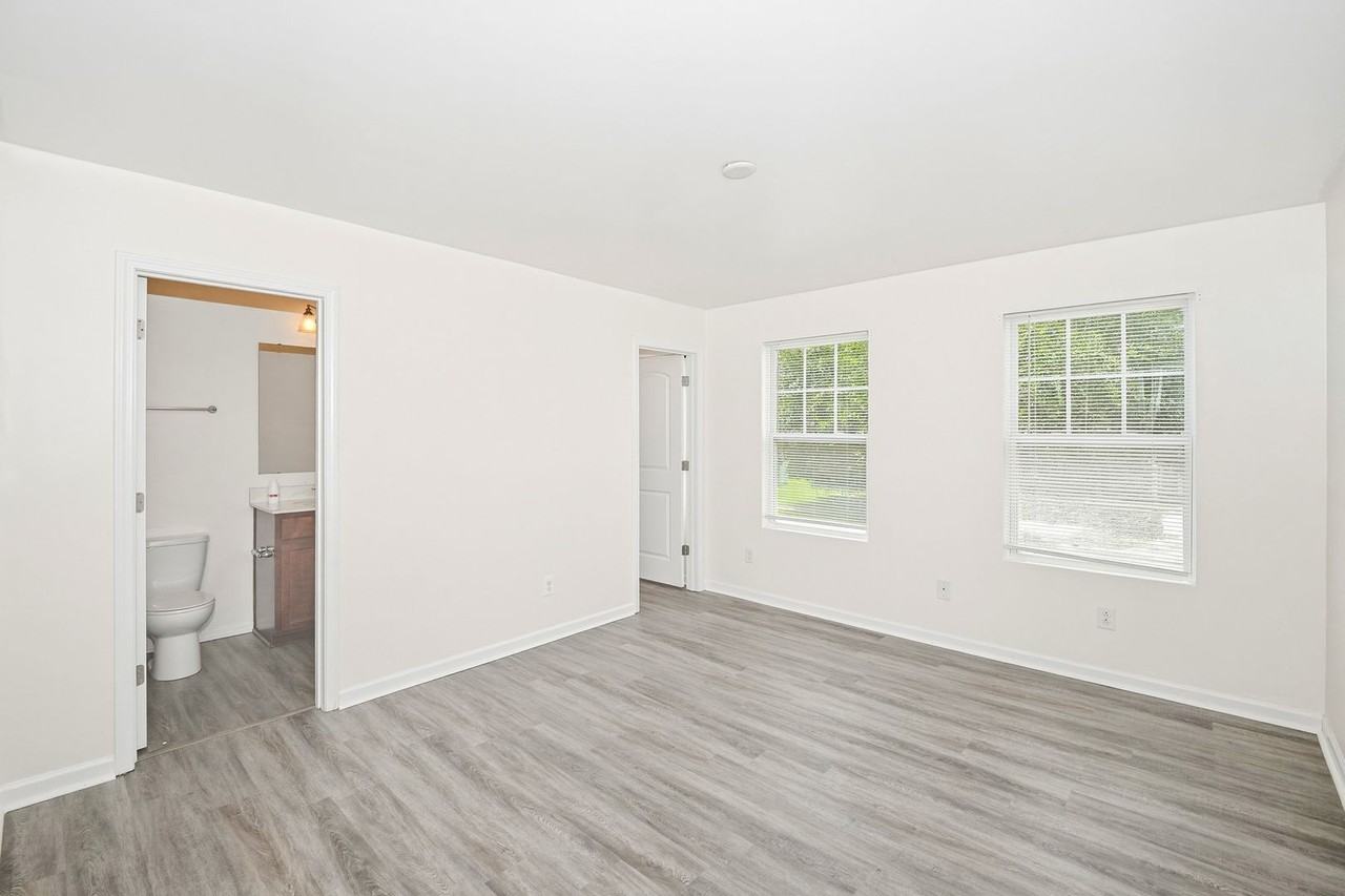 1025 Rook Rd - Photo 7 of 16