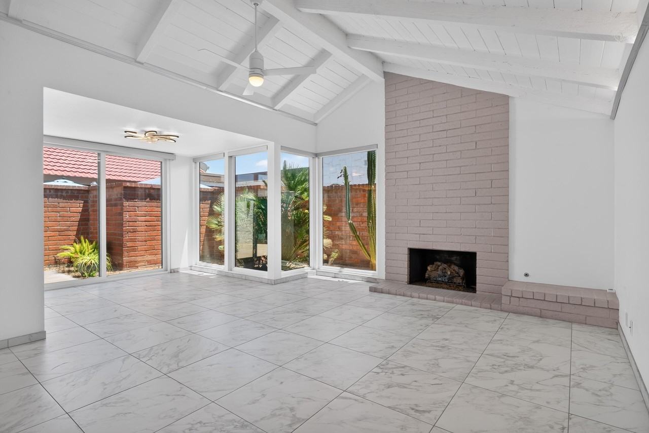 2490 Miramonte Cir E #B - Photo 5 of 44