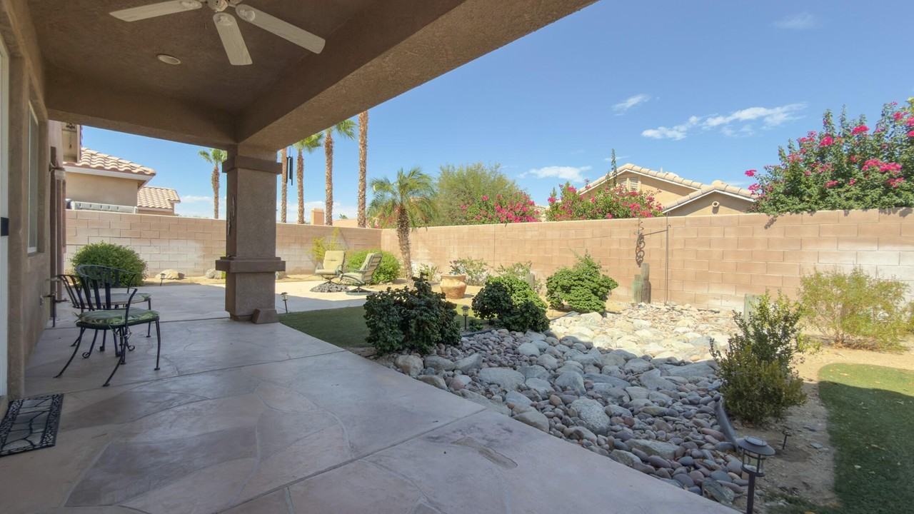 45576 Whistler Ct - Photo 2 of 39