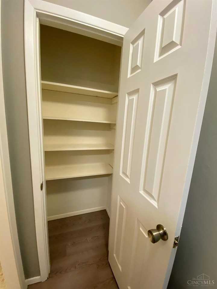 4960 Ridge Ave #504 - Photo 6 of 10