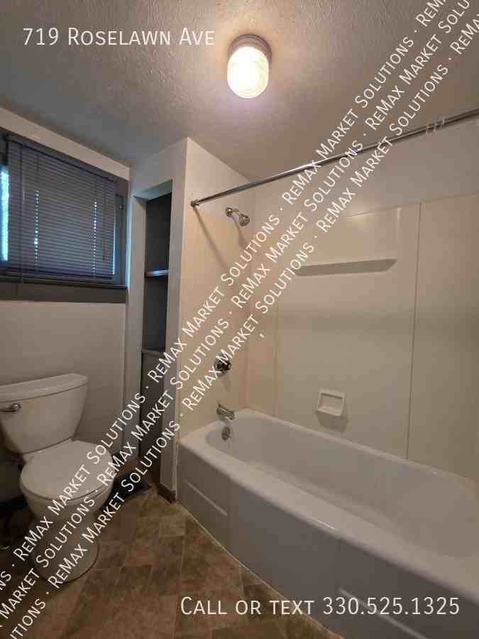 719 Roselawn Ave - Photo 5 of 6
