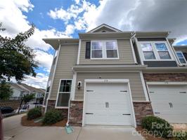 featured image of 634 Cypress Glen Ln