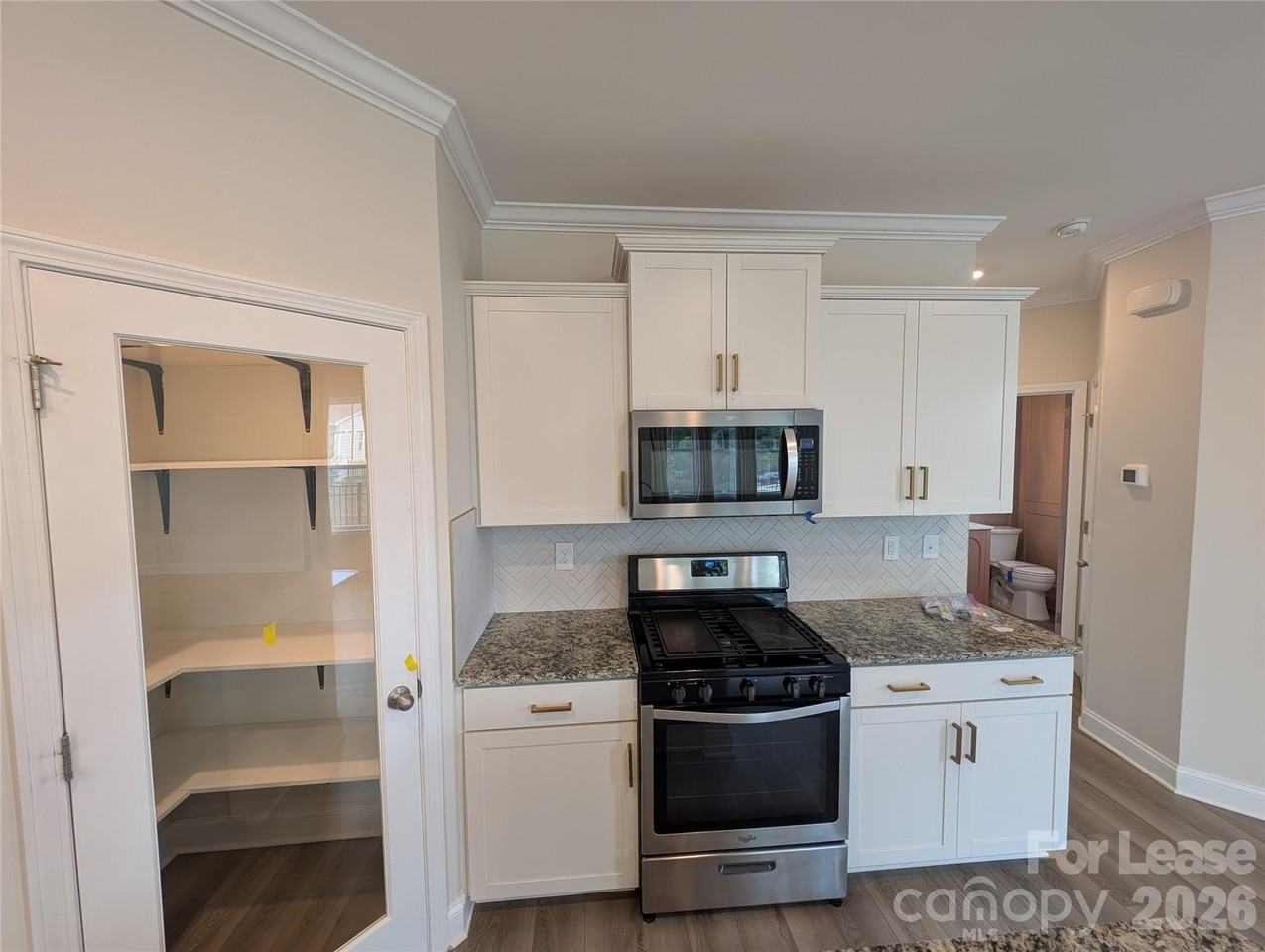 634 Cypress Glen Ln - Photo 5 of 37