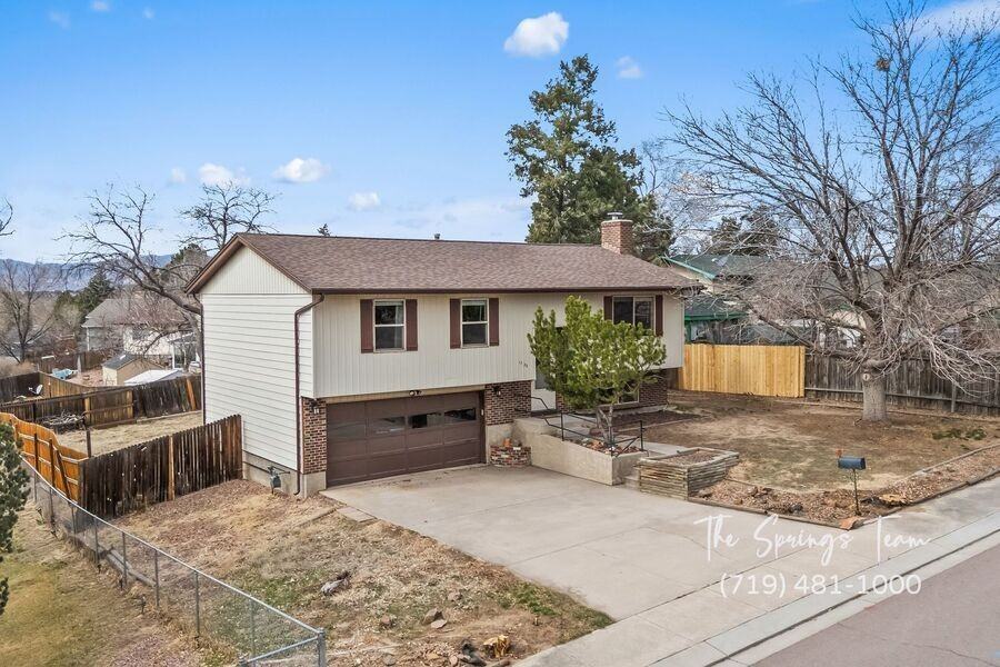 1730 Hathaway Dr - Photo 2 of 35