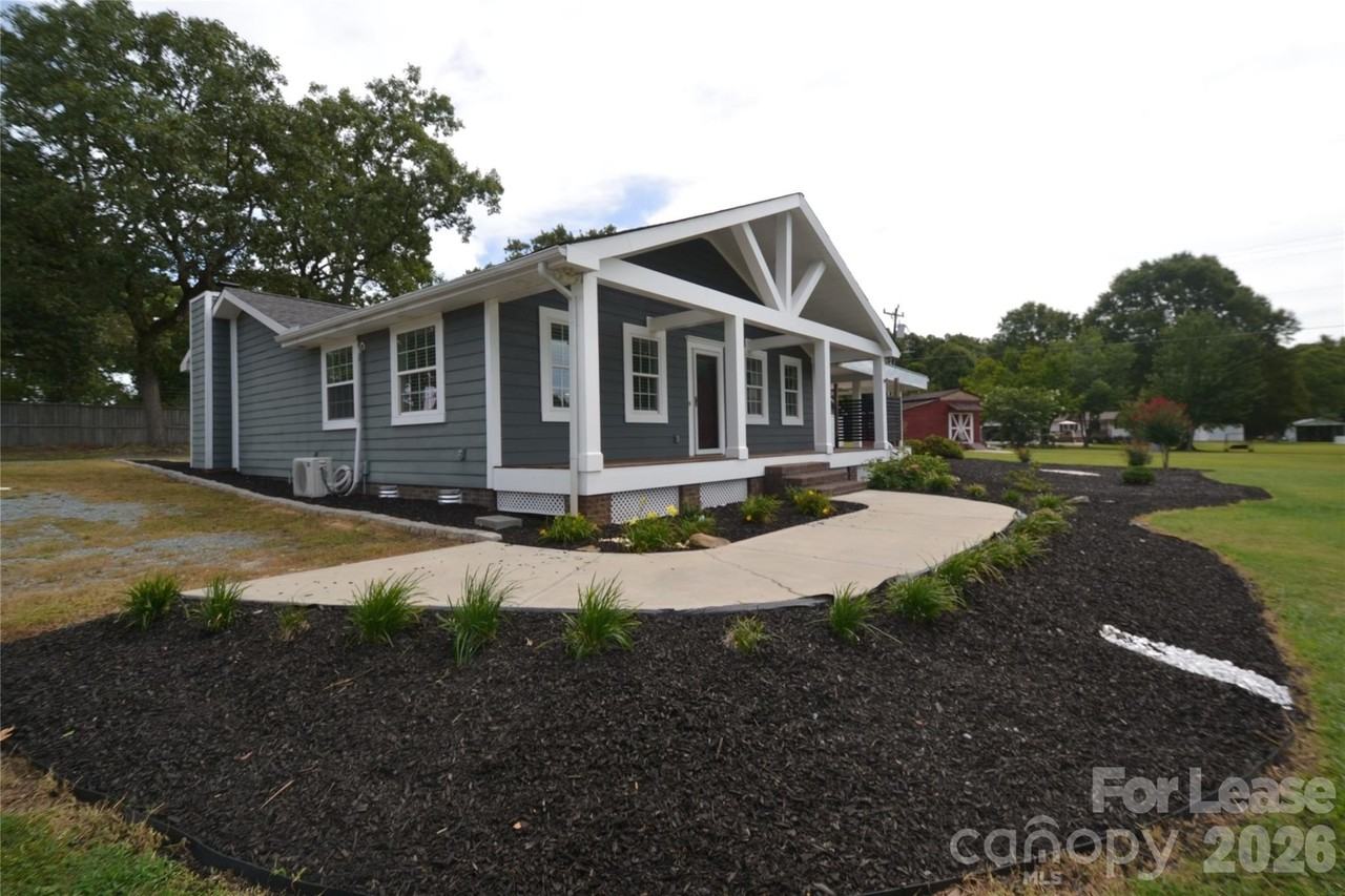 5702 Unionville Brief Rd - Photo 2 of 48