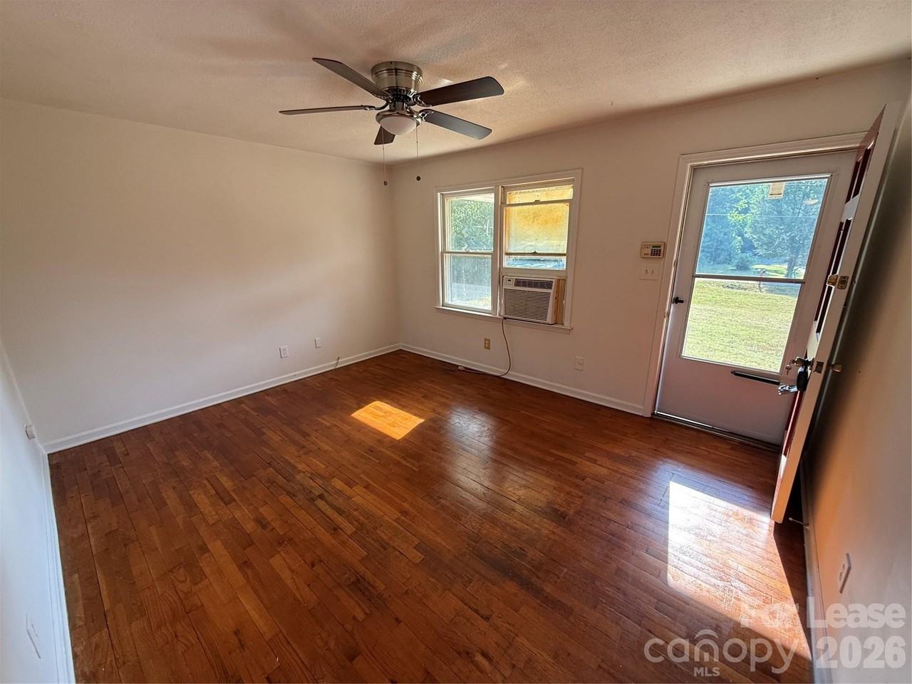 2549 N Olivers Xrd - Photo 3 of 14