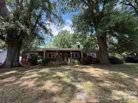 213 Glenwood Dr - Photo 1 of 1