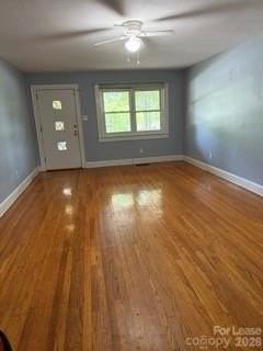213 Glenwood Dr - Photo 2 of 16