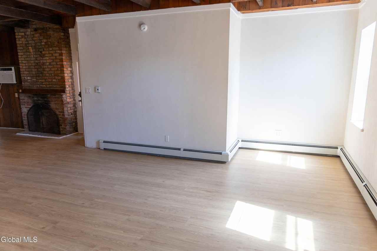 11 Jefferson St #2A - Photo 6 of 11