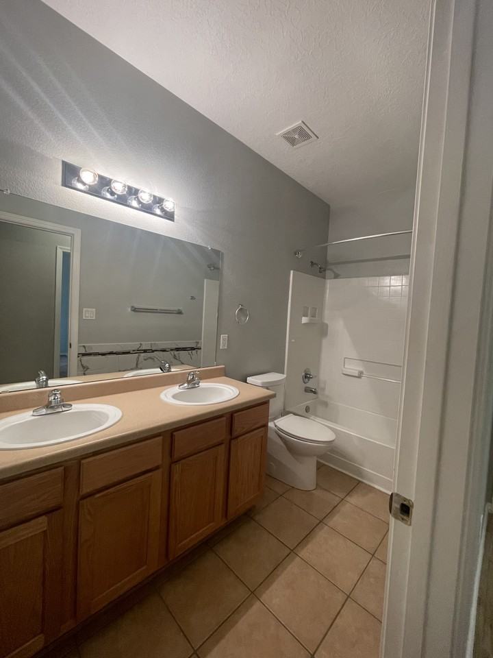 6915 Kayser Mill Rd Nw #1 - Photo 6 of 22