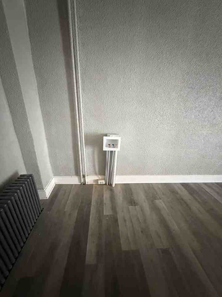 3011 N Swanson St #1 - Photo 3 of 13