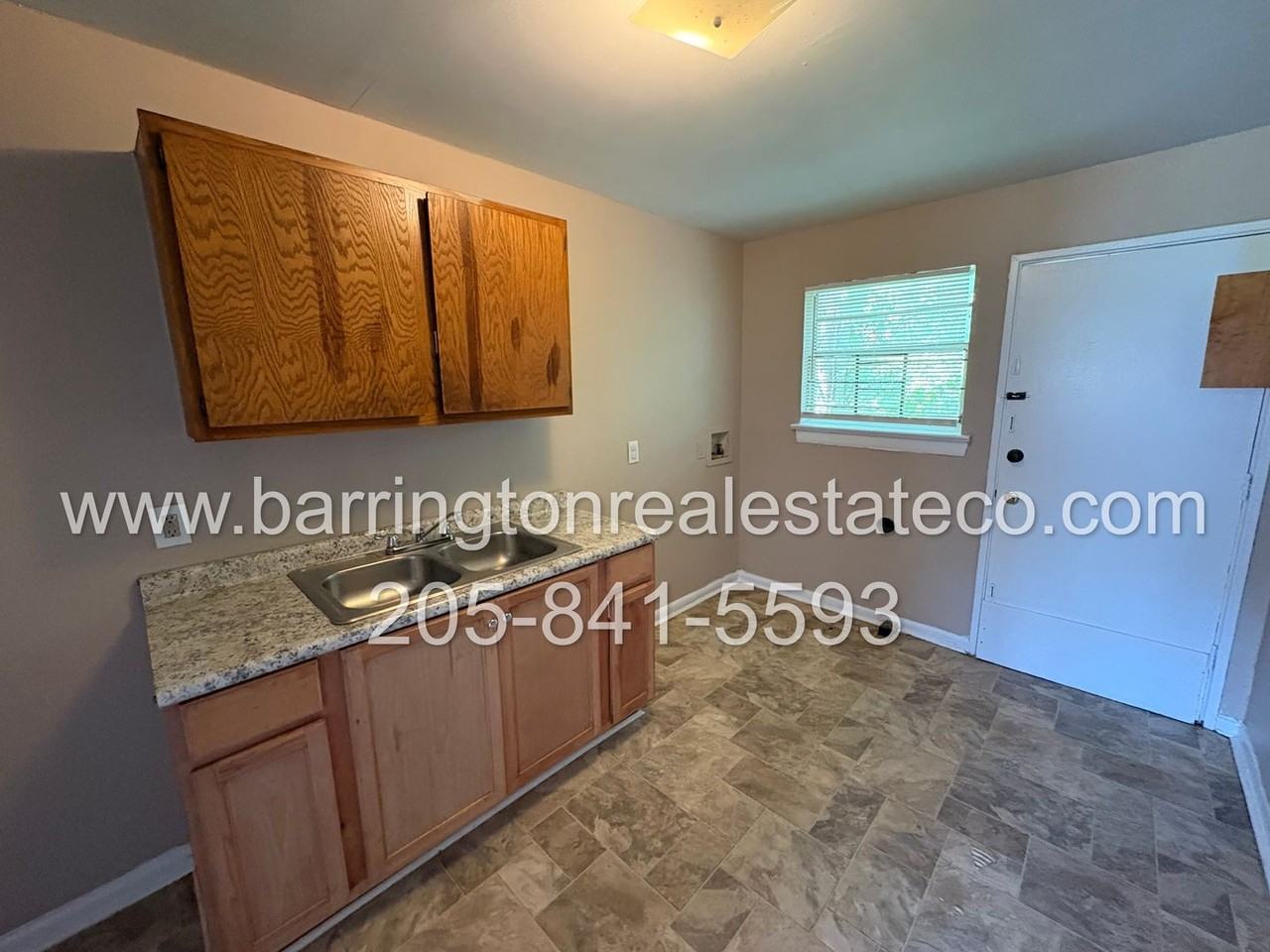 1121 Alabama St - Photo 3 of 4