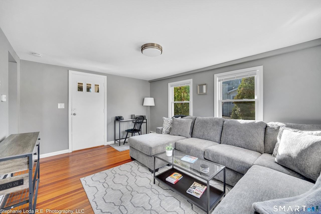 31 Monroe St #4 - Photo 7 of 21