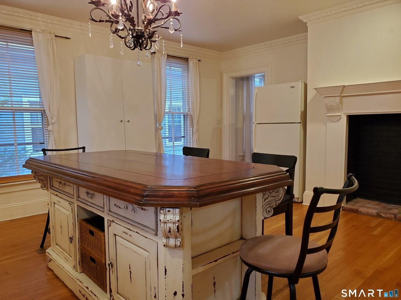 85 Clark St #2 - Photo 4 of 10