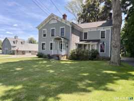 featured image of 21 West Ln #2
